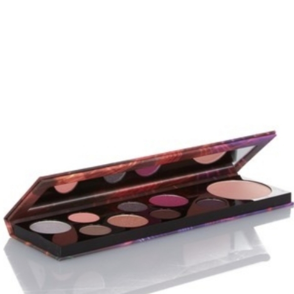 MAC Raver Girls Eyeshadow & Highlight - Picture 2 of 7